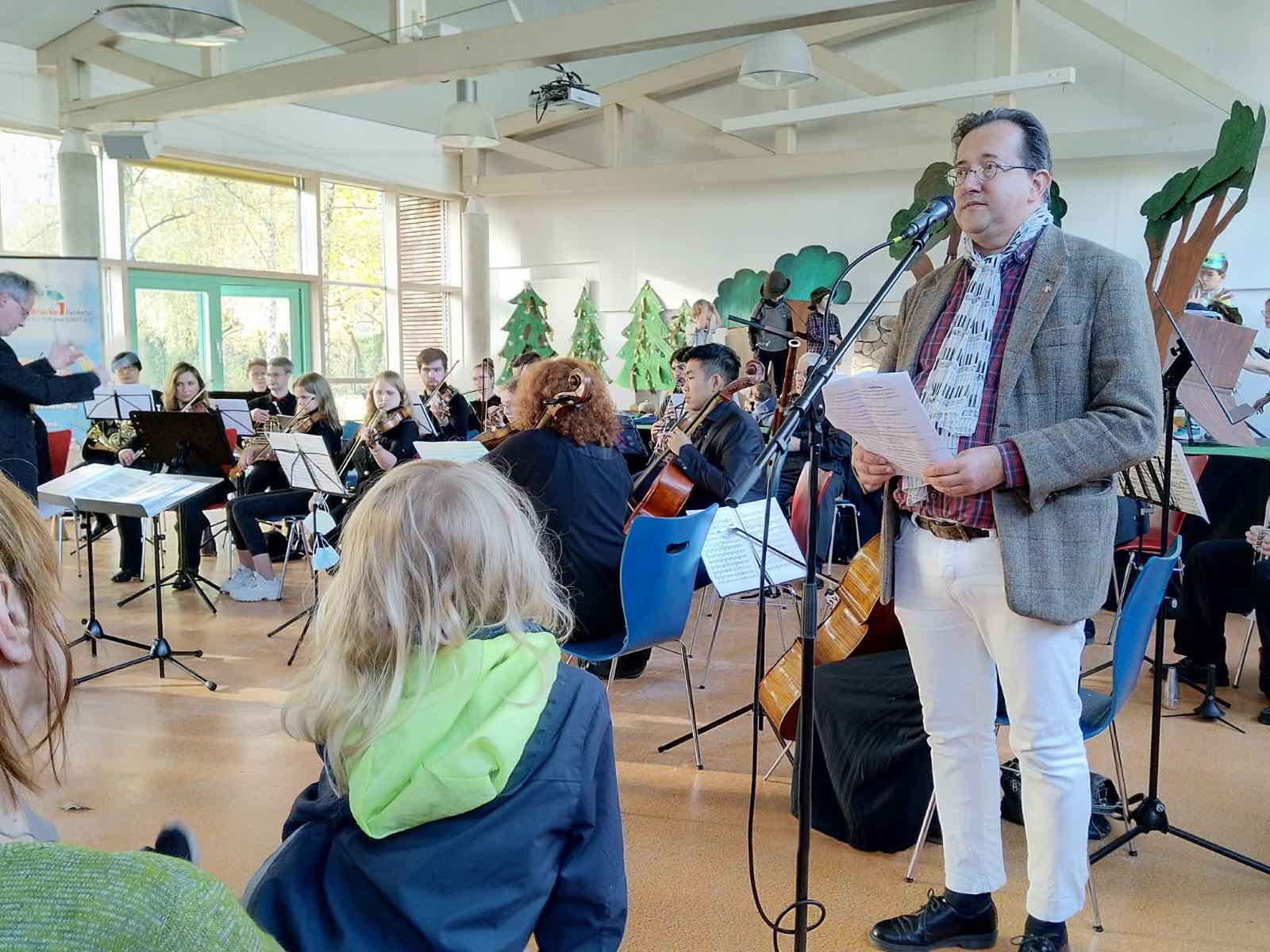„Peter und der Wolf“ als Familienkonzert in Panketal, Birkenwerder „Peter und der Wolf“ als Familienkonzert in Panketal, Birkenwerder