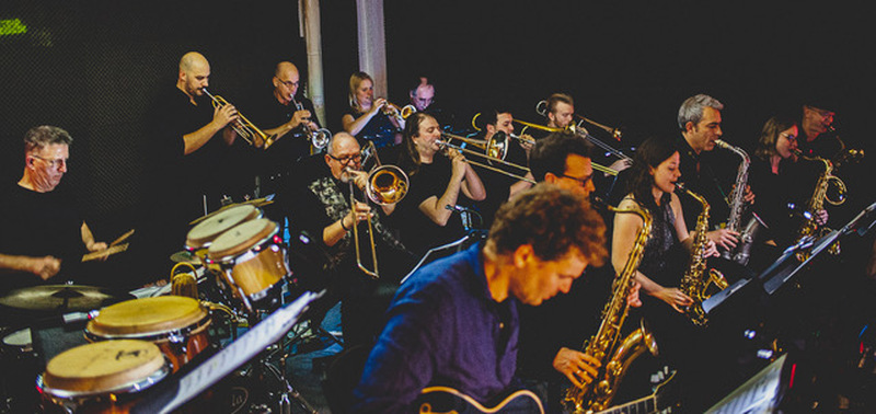 Funky Big Band gibt Konzert, Birkenwerder