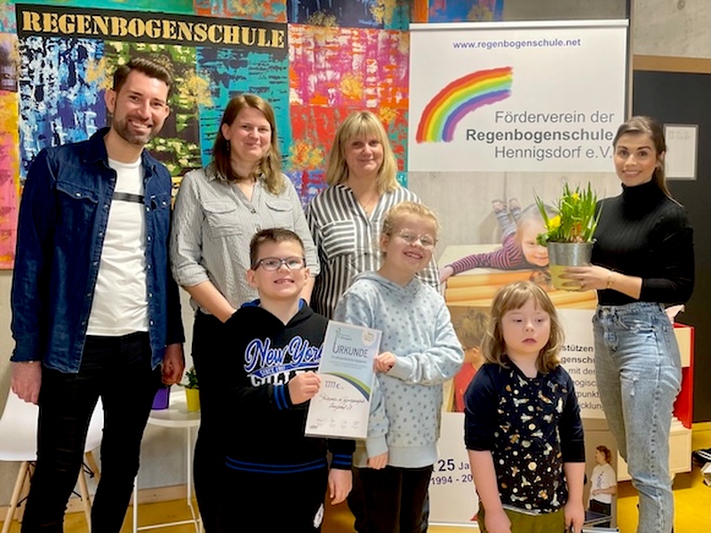 11. Town & Country Stiftungspreis: 1.111 Euro für die „Regenbogenschule Hennigsdorf“, Birkenwerder