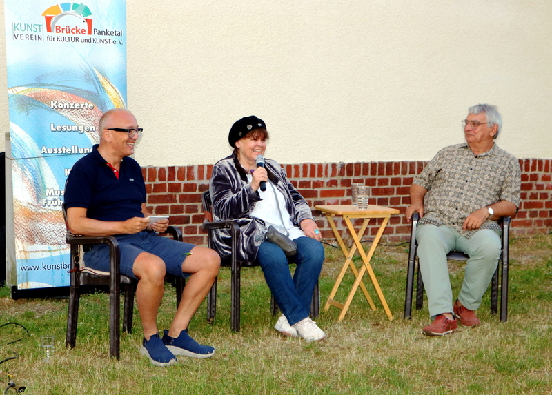 „Heißer Sommer“ startet Open-Air-Saison in Hobrechtsfelde – Kultfilm trifft auf Zeitzeugen, Birkenwerder „Heißer Sommer“ startet Open-Air-Saison in Hobrechtsfelde – Kultfilm trifft auf Zeitzeugen, Birkenwerder